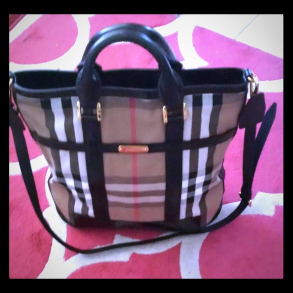 Burberry Handbag - Picture 1 of 2